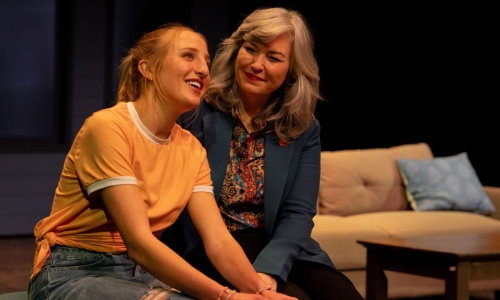 sunny-in-the-dark-production-photos-58